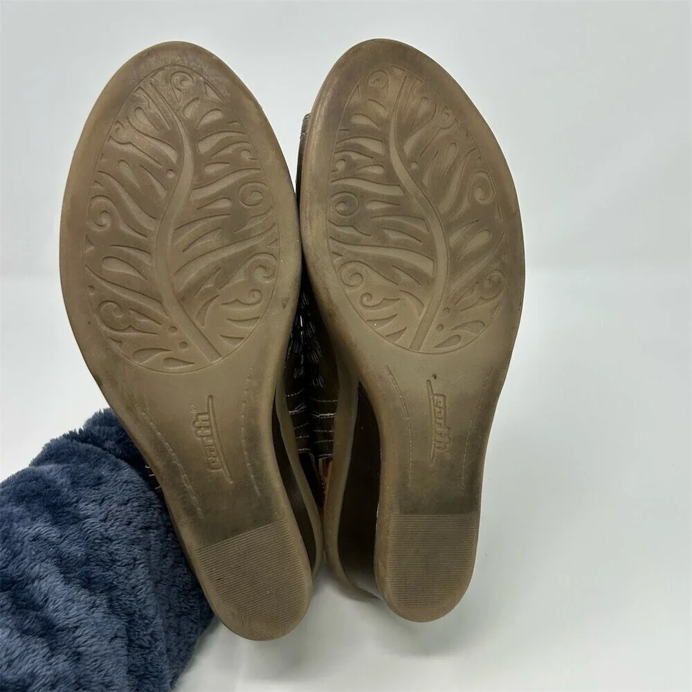 Earth Cascade Slingback Wedge Sandals Gold Laser Cut Comfort Casual Size 8.5